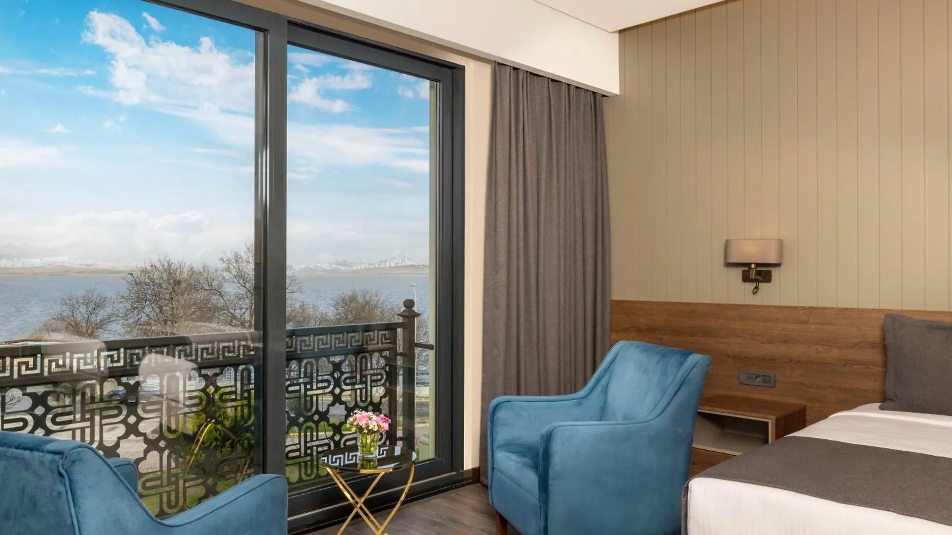 ****  Ezkar Bathonea Art Istanbul Hotel تركيا