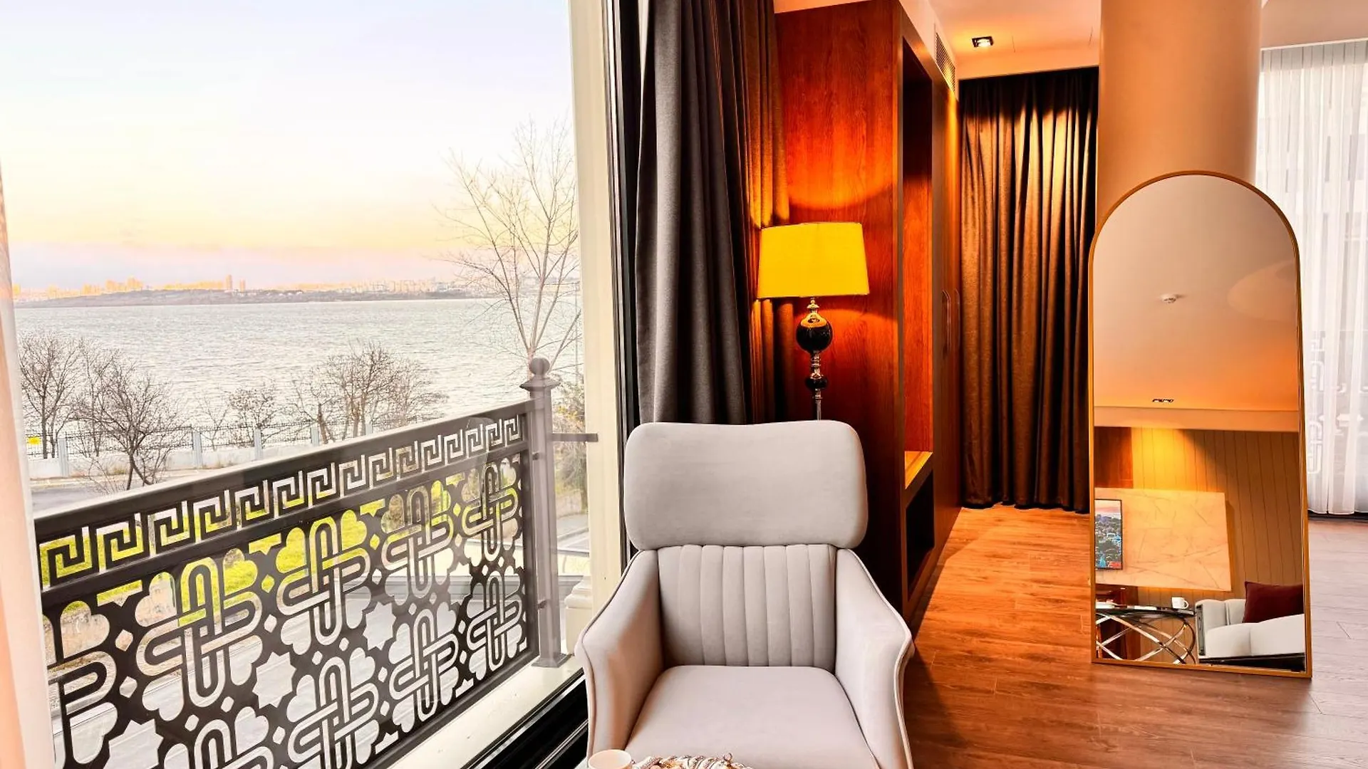 Ezkar Bathonea Art Istanbul Hotel 4*,  Турция